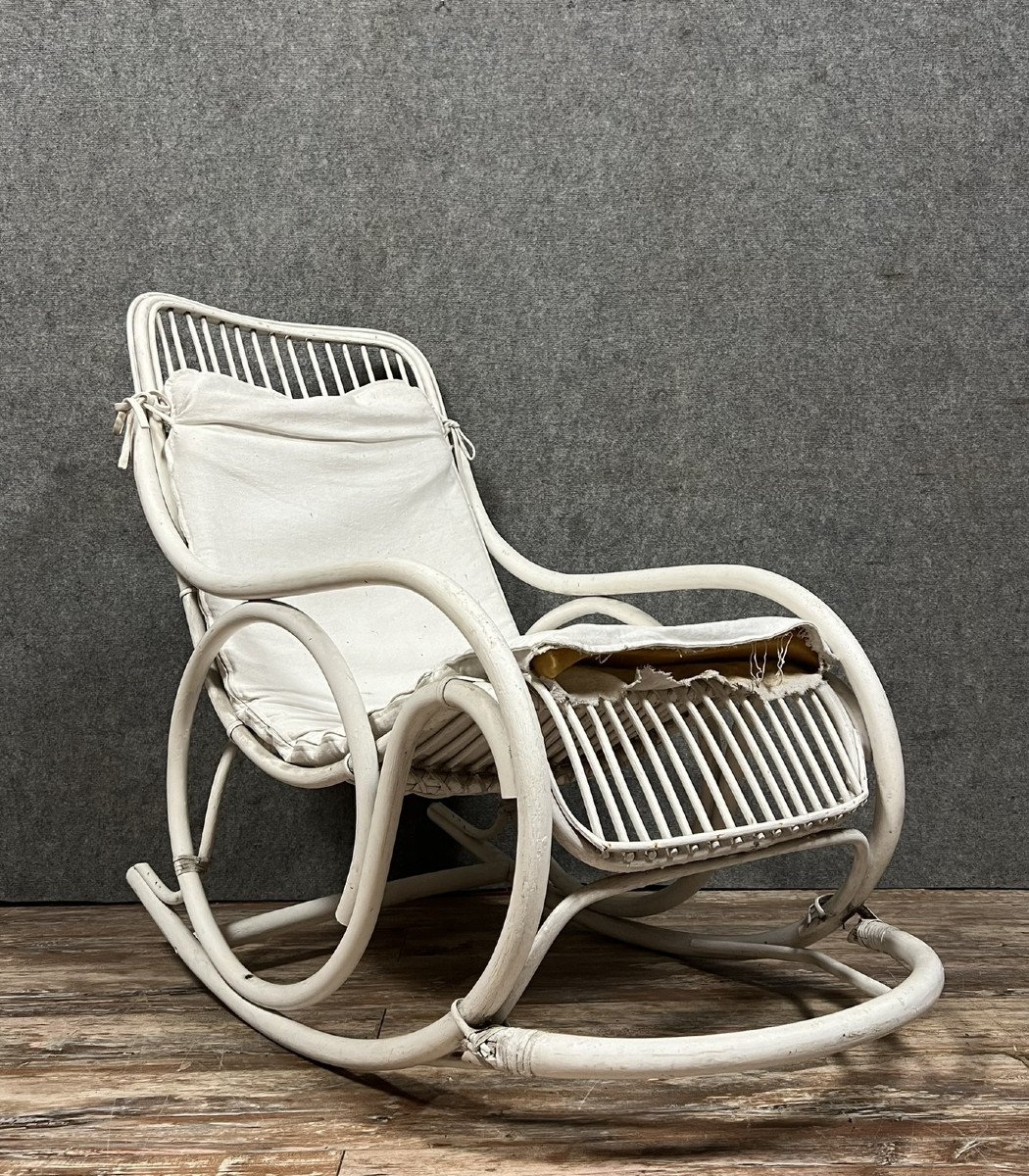 Fauteuil A Bascule Vintage En Rotin Laqué Blanc 