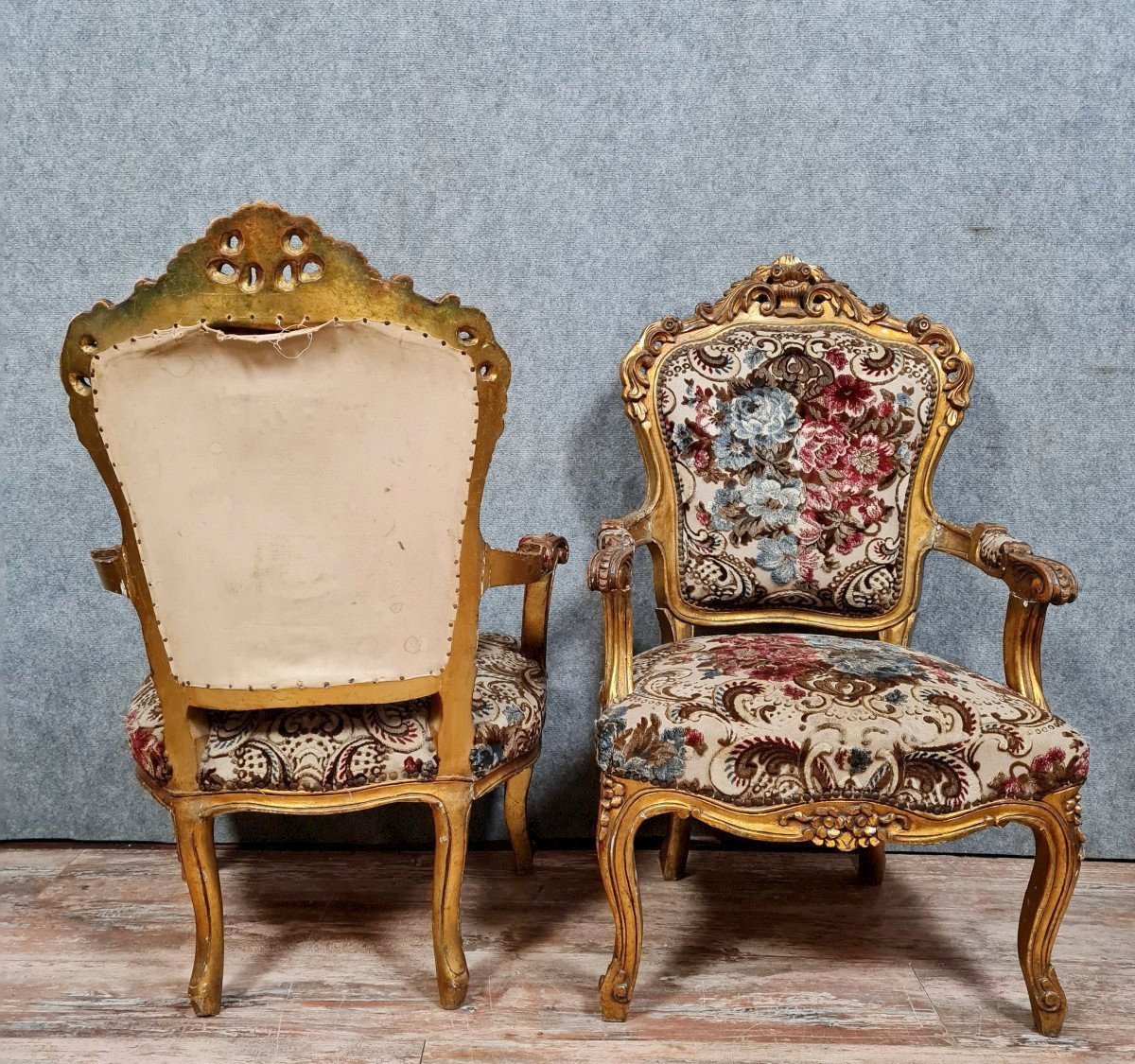 Pair Of Louis XV Style Armchairs In Gilded And Carved Wood -photo-2