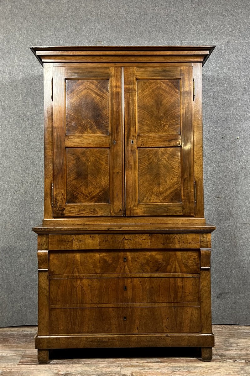 Empire / Restoration Period Chest Of Drawers In Walnut