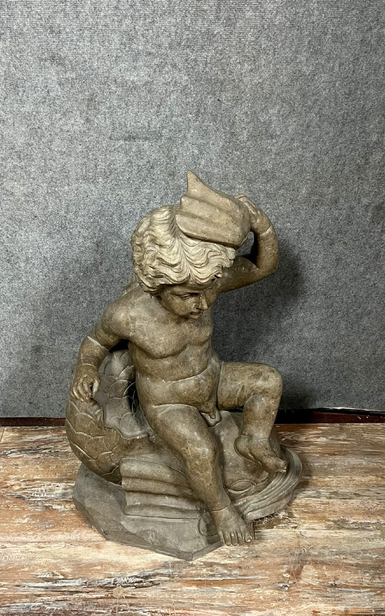 Monumentale Statue En Marbre Figurant Un Putto Chevauchant Un Dauphin / H 90cm-photo-1