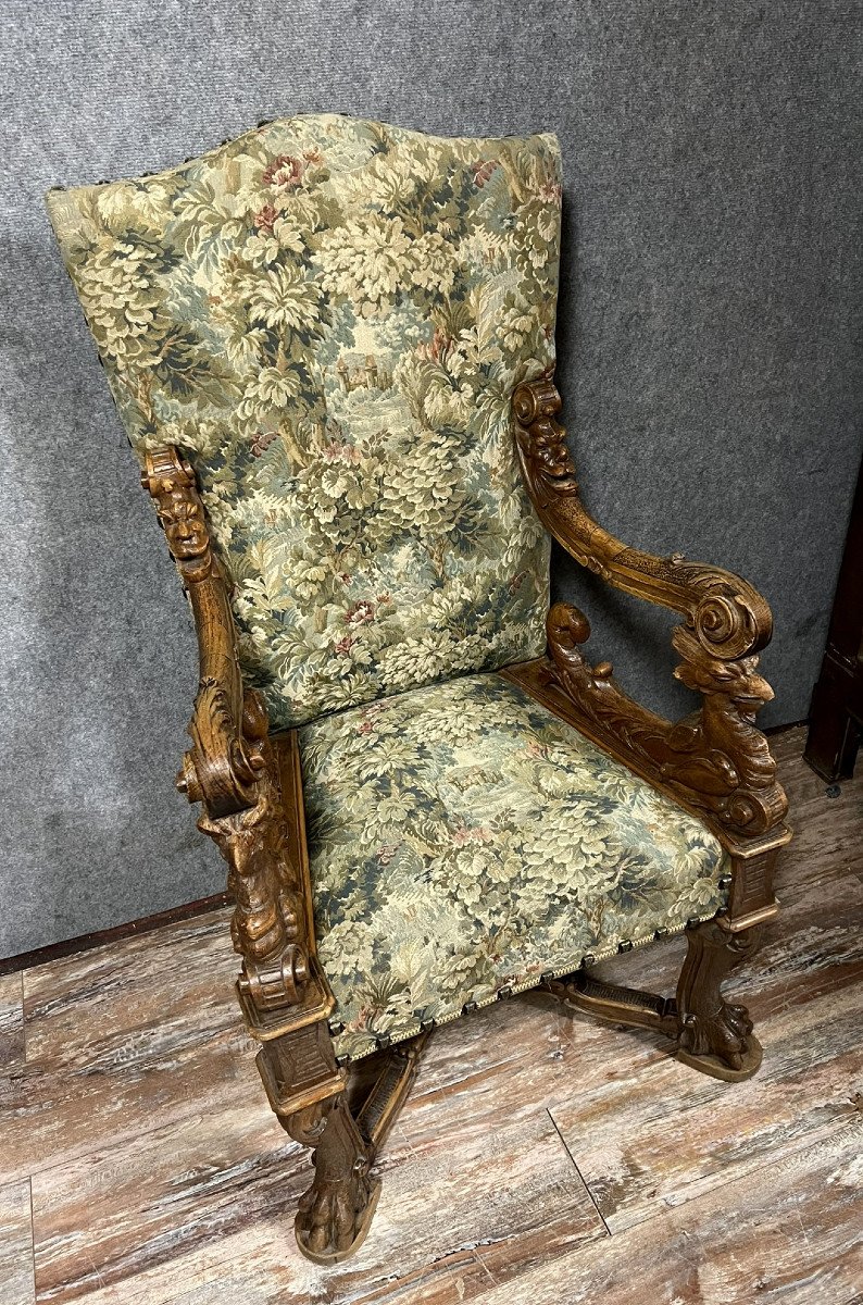 Renaissance Ceremonial Throne Chair With Curved Back In Carved Walnut-photo-3