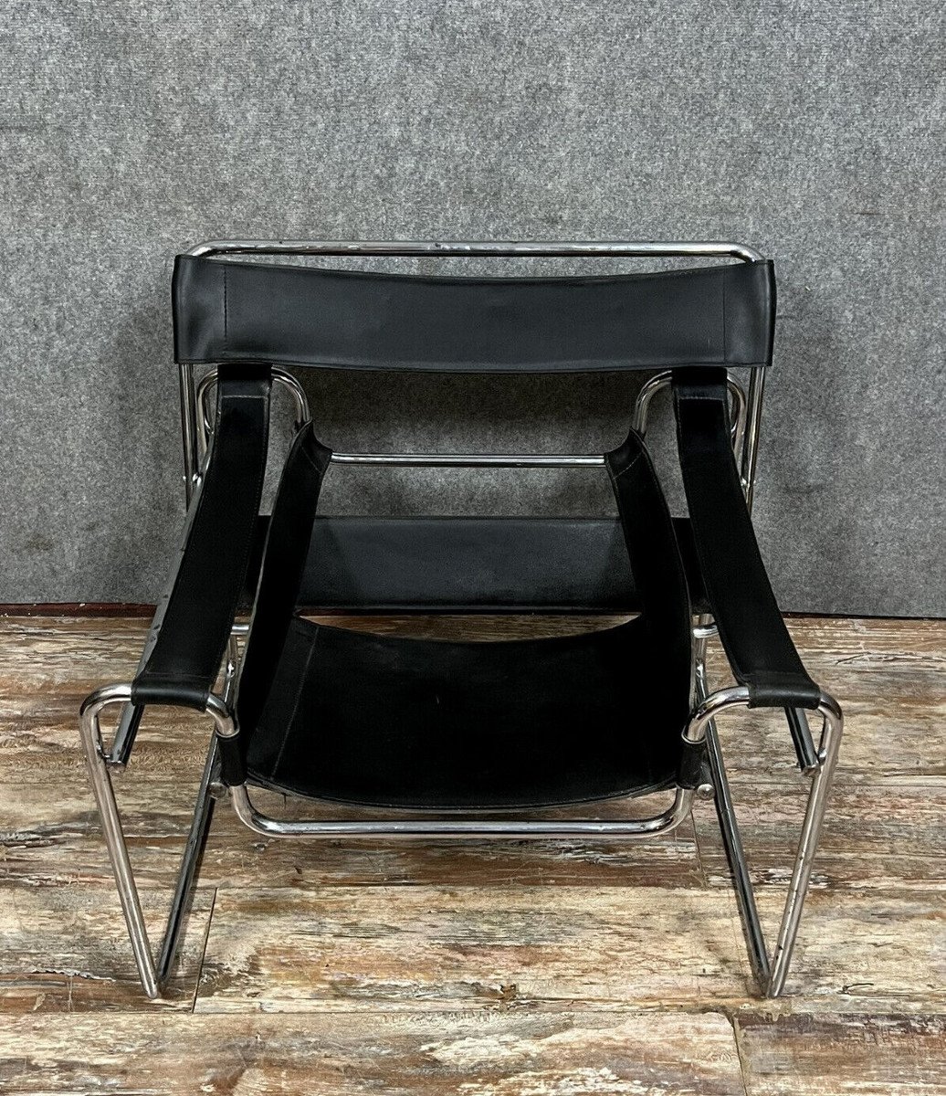 Fauteuil En Cuir Noir, D’après Le Modèle Iconique Wassily De Marcel Breuer-photo-1