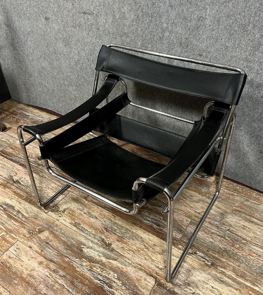 Fauteuil En Cuir Noir, D’après Le Modèle Iconique Wassily De Marcel Breuer-photo-3