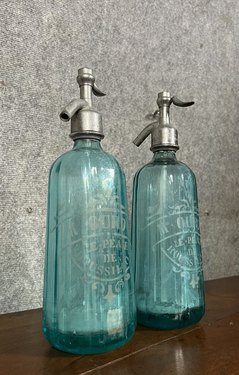 2 Bouteilles Siphons De Bistrot Eau De Seltz Publicitaires -photo-1