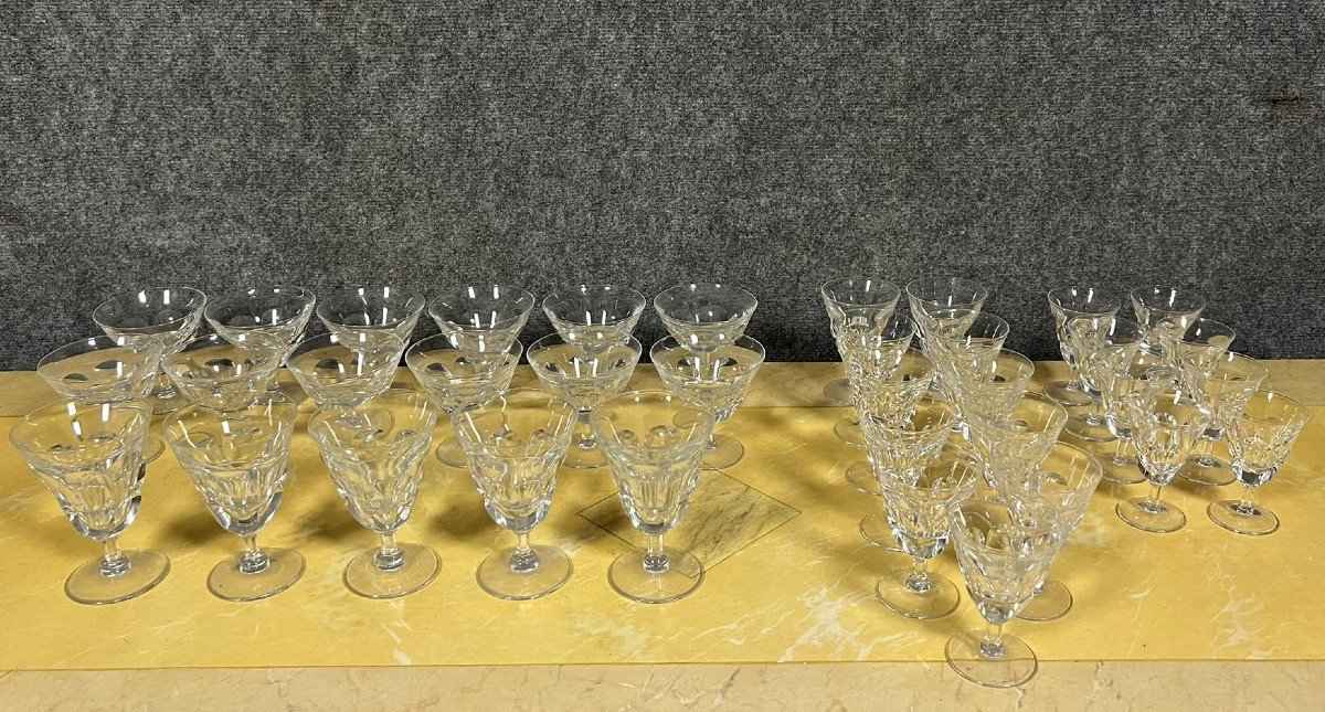 Daum France : Partie De Service De Verres A Pied En Cristal Taillé  -photo-2