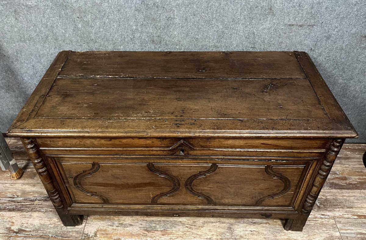 Louis XIV Period Molded Chest In Solid Oak-photo-3