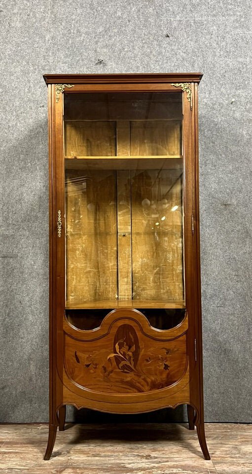 After Majorelle: Art Nouveau Iris Display Case In Marquetry, Late 19th Century