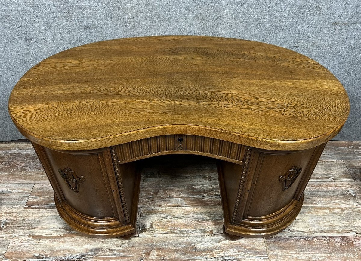 Large Art Nouveau Oak And Walnut Bean Shaped Center Desk  -photo-1