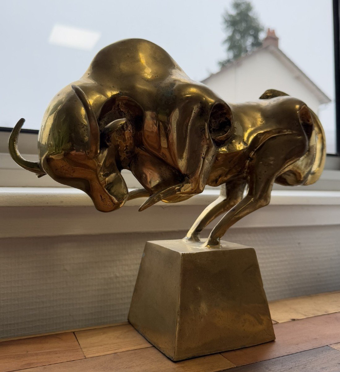 After Dali: Gilt Bronze Sculpture Depicting An Abstract Bull-photo-1