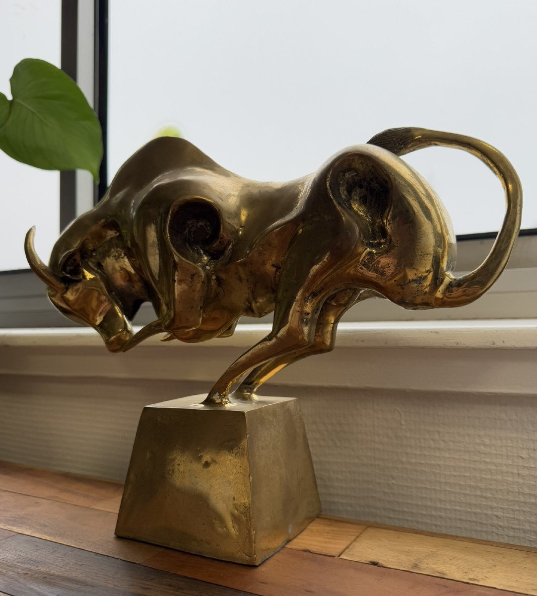 After Dali: Gilt Bronze Sculpture Depicting An Abstract Bull-photo-2