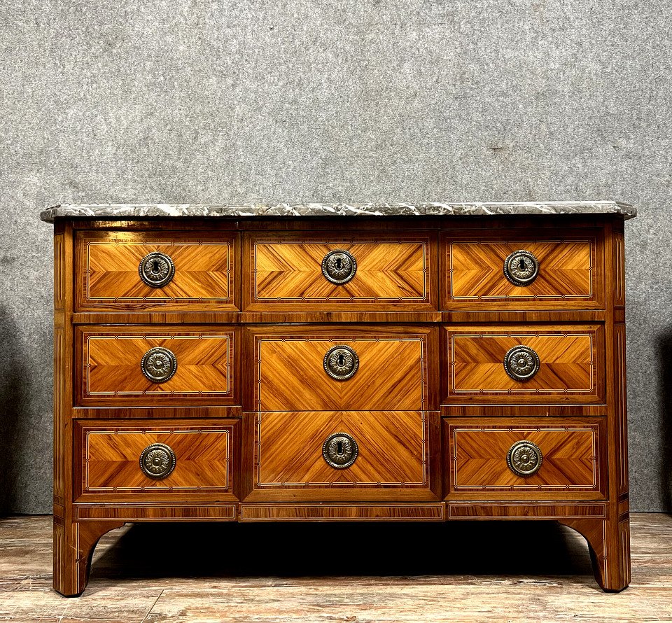 France XVIIIth: Louis XVI Period Chest Of Drawers In Noble Wood Marquetry