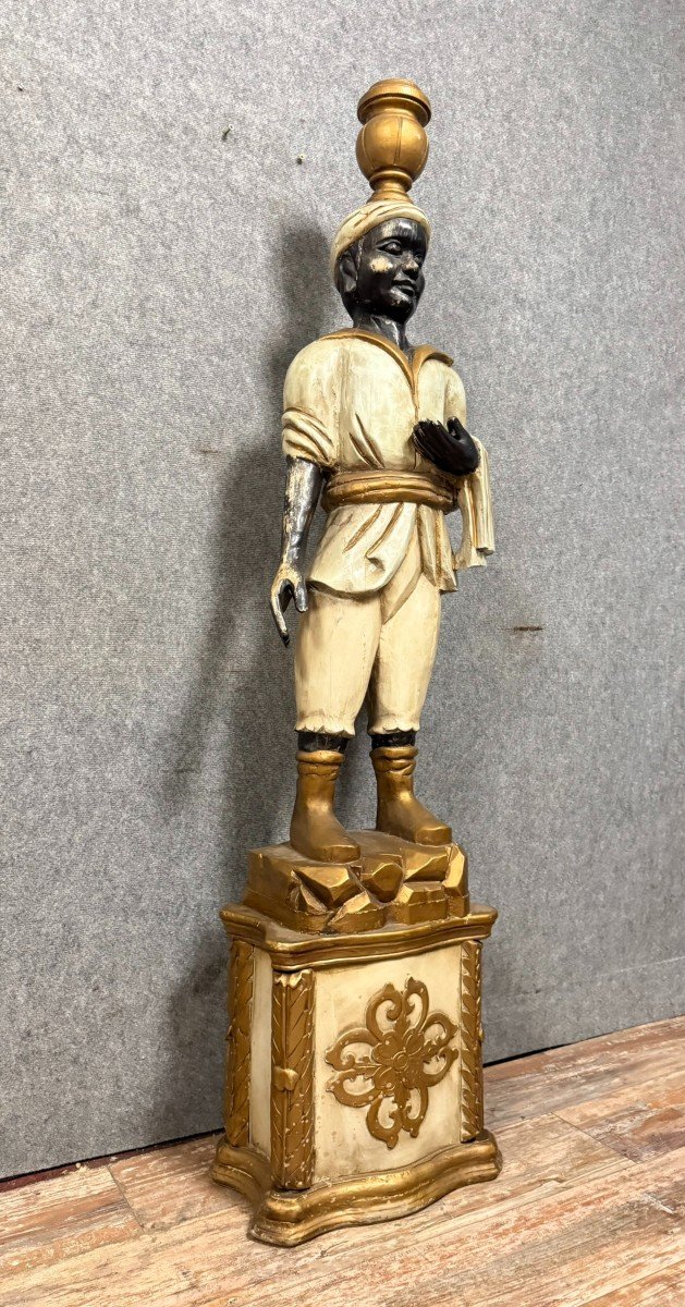 Polychrome And Gilded Carved Wooden Torchiere, Depicting A Young Nubian In Venetian Clothing-photo-2