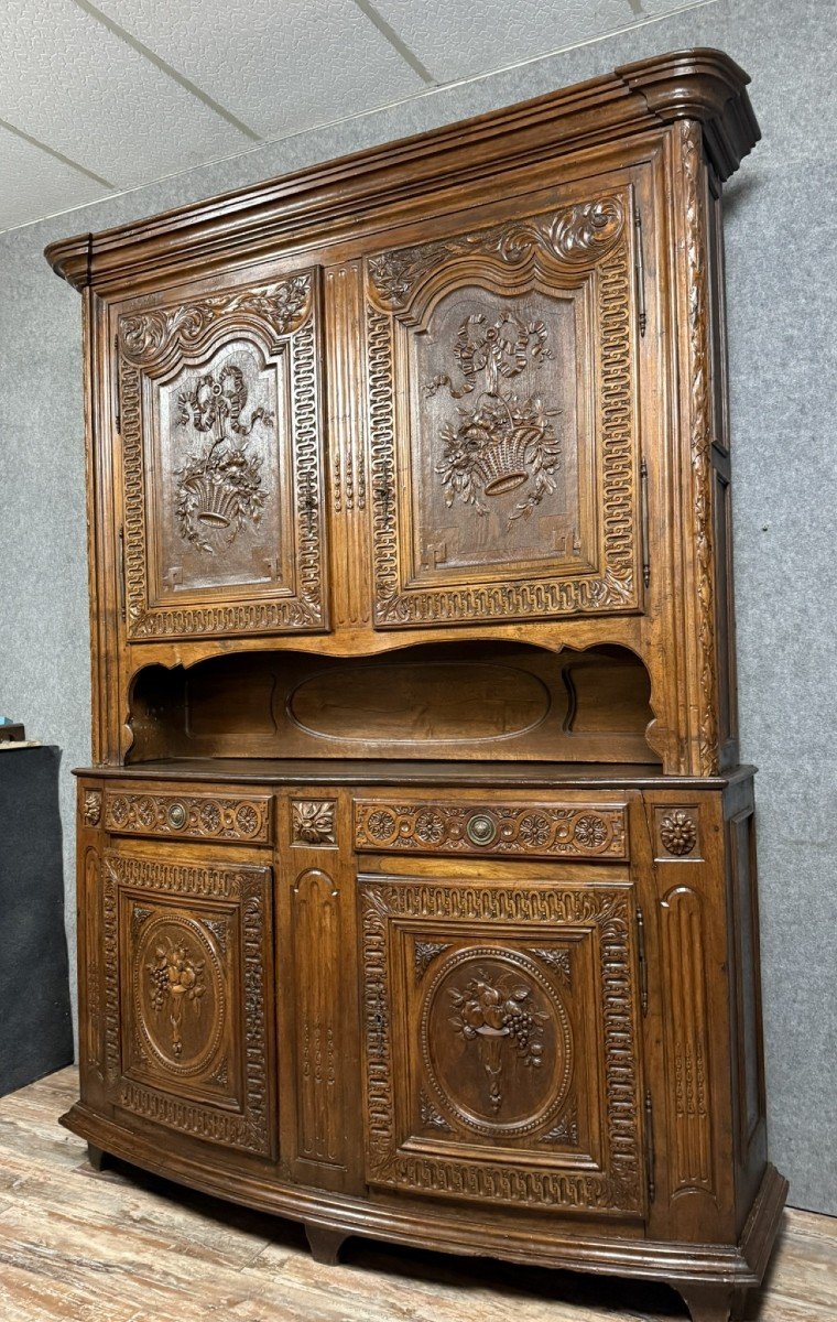 17th Century Alsatian Buffet In Walnut -photo-1