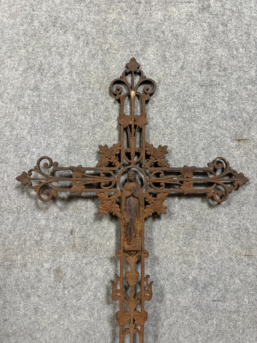 Important Calvary Cross From The Napoleon III Period In Cast Iron Topped With The Virgin In Prayer-photo-3