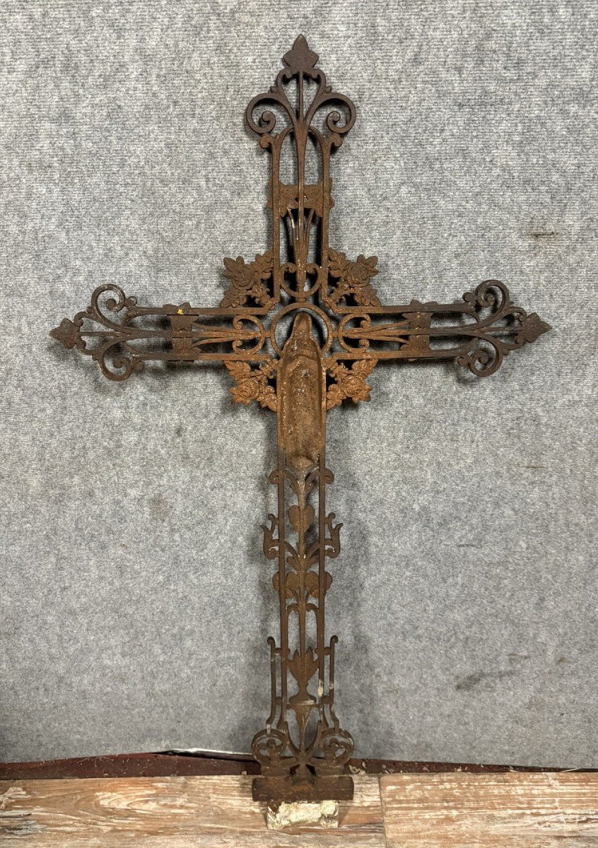 Important Calvary Cross From The Napoleon III Period In Cast Iron Topped With The Virgin In Prayer-photo-5