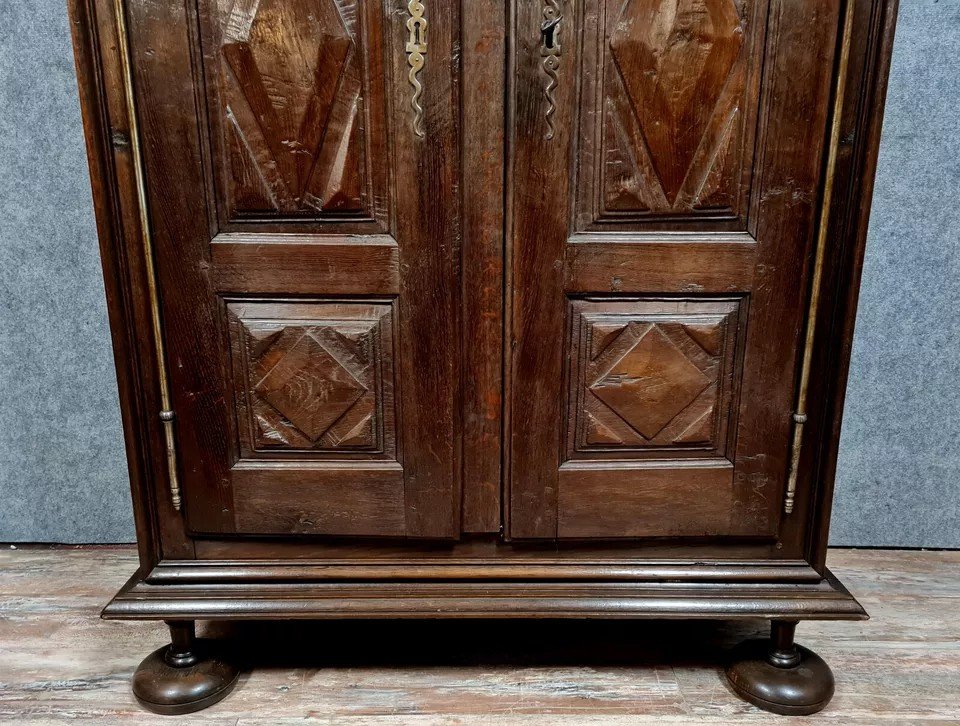 Burgundy Valet Cabinet Louis XIII Period Solid Oak Circa 1700-photo-3