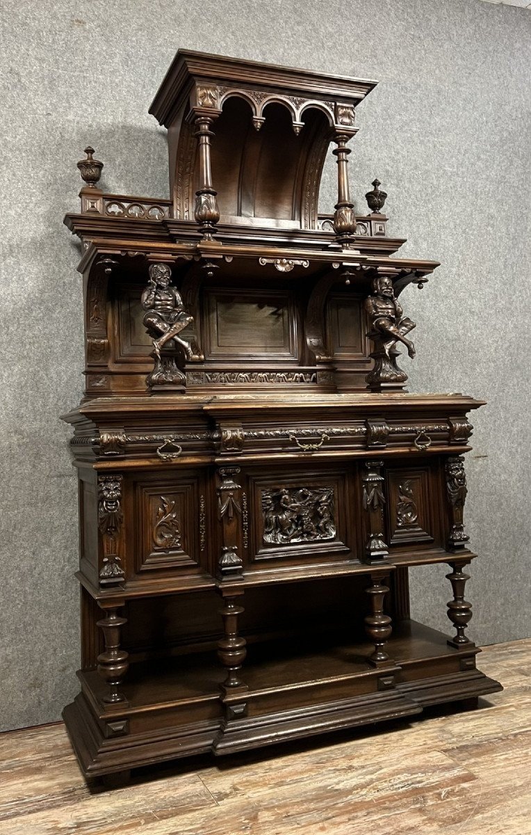 Renaissance Style Walnut Satyr Buffet -photo-2