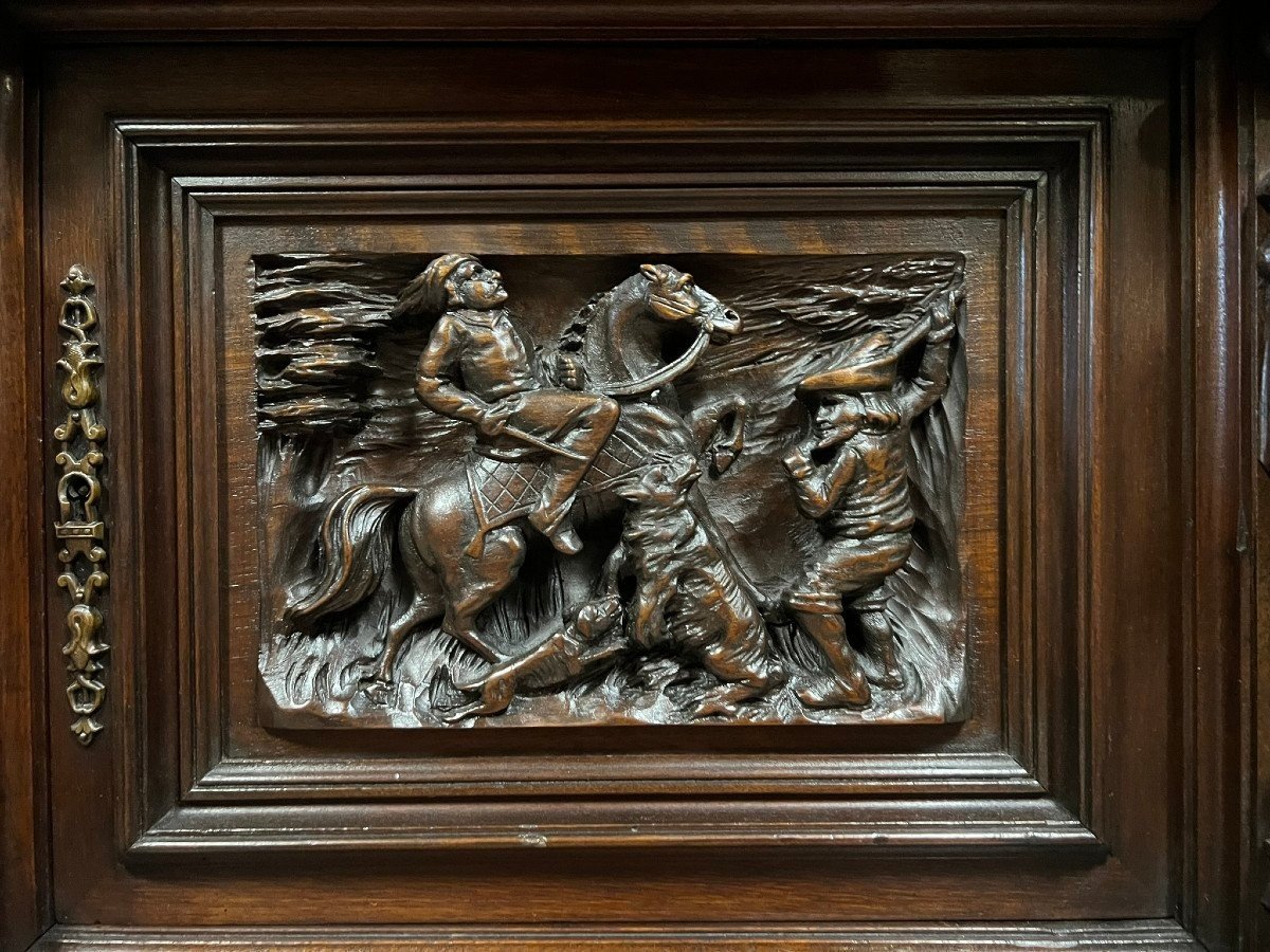 Renaissance Style Walnut Satyr Buffet -photo-7