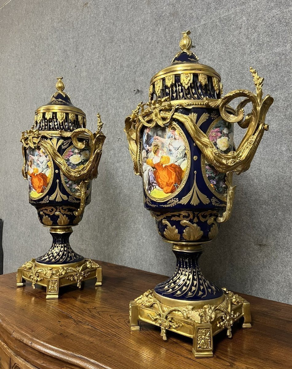 Monumental Pair Of Blue Sèvres Porcelain Vases With Gilt Bronze Mounts -photo-1