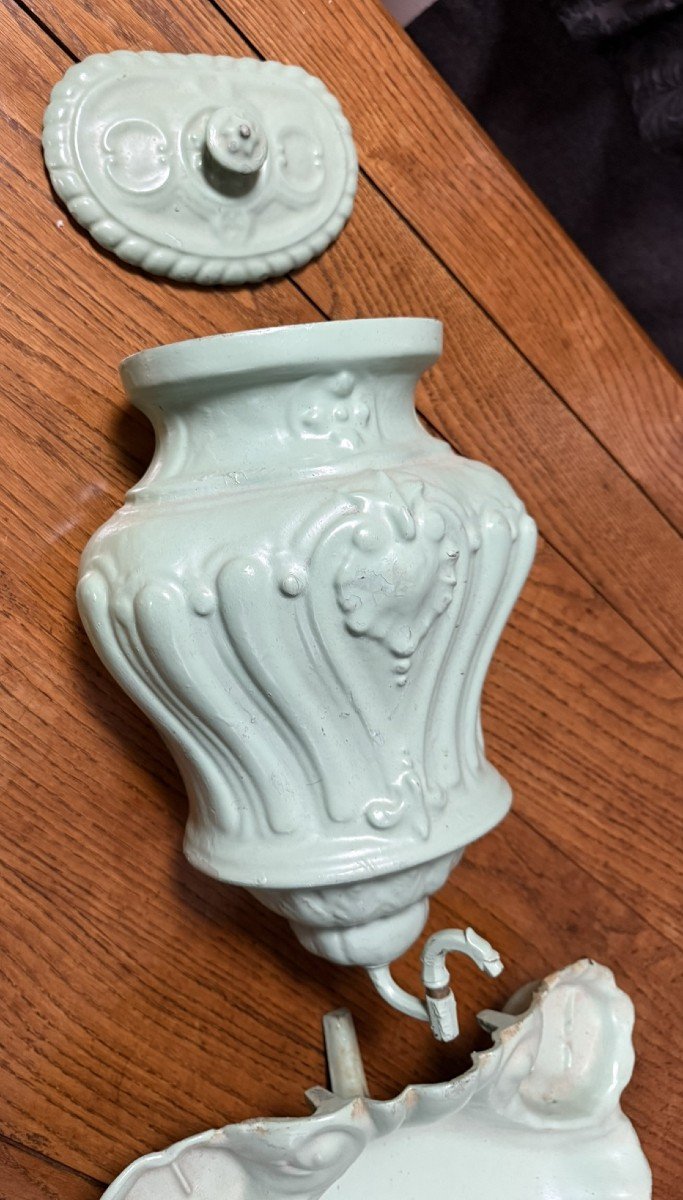 Enameled Cast Iron Shell Garden Fountain -photo-3