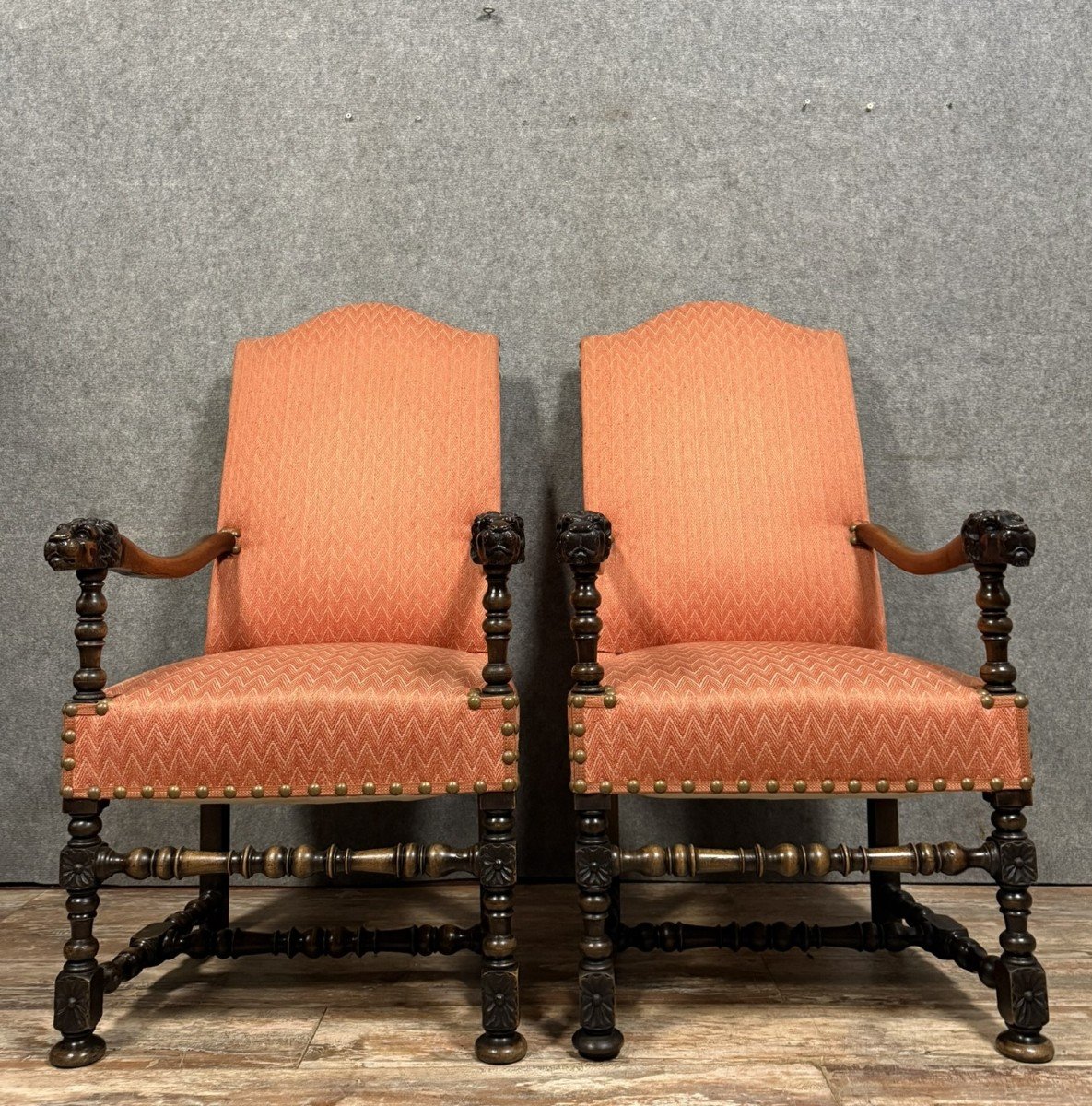 Important Pair Of Louis XIII Style Armchairs In Carved Walnut 