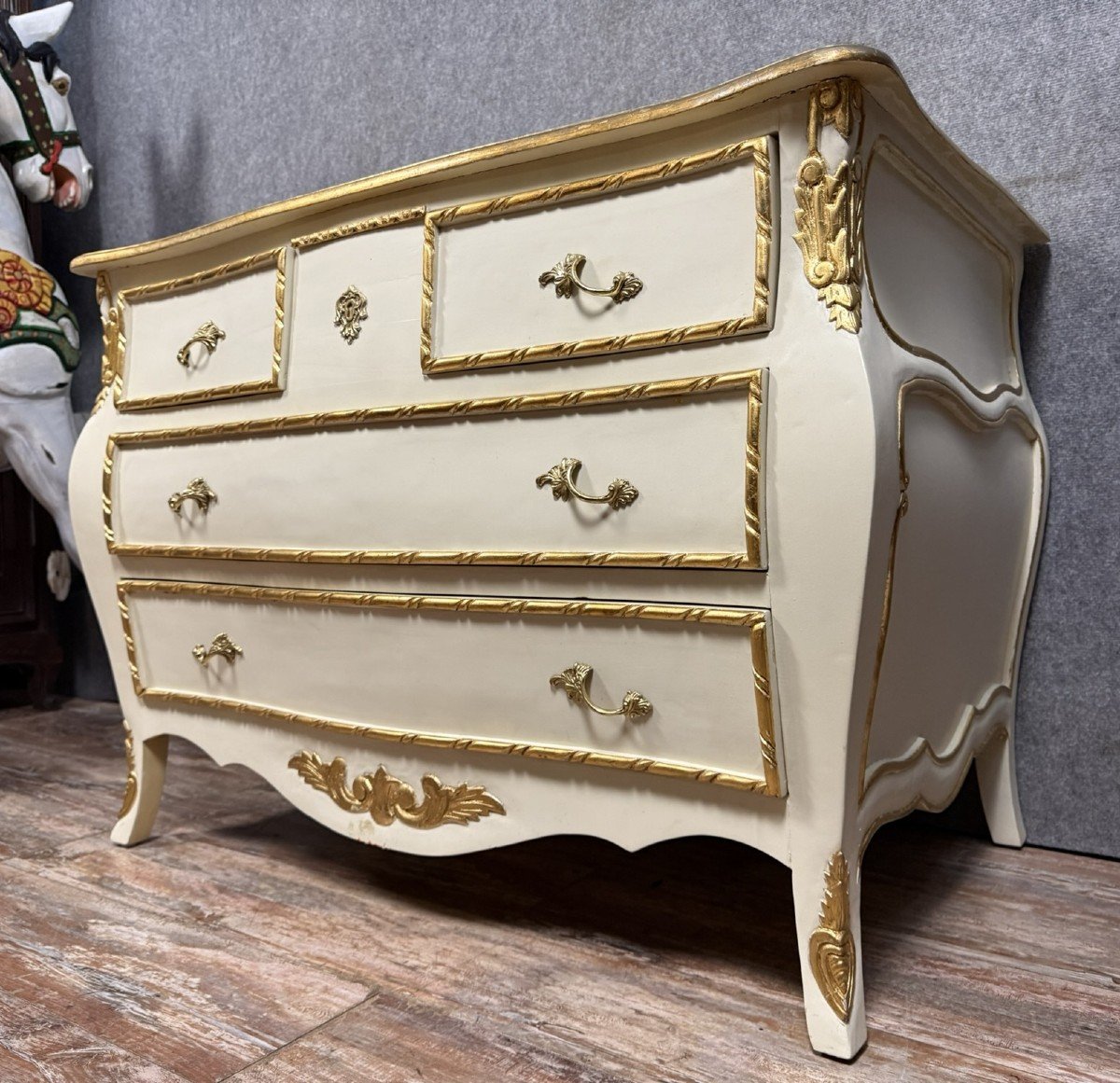 Louis XV Style Curved Chest Of Drawers In Lacquered And Gilded Wood -photo-3