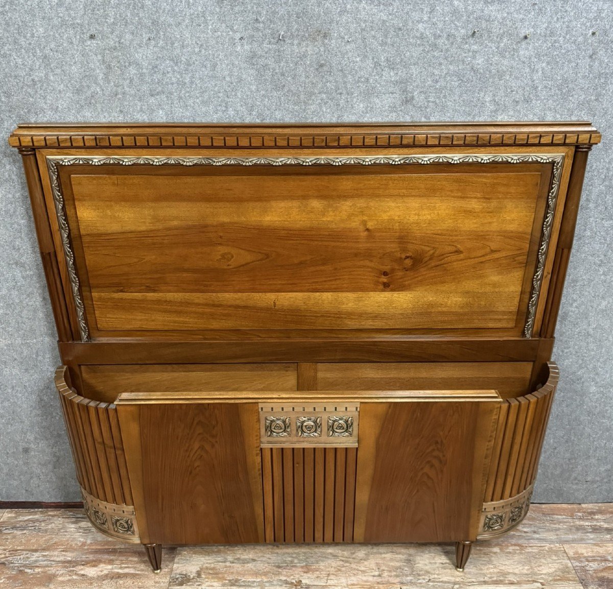 Art Deco Period Basket Bed In Walnut And Chiseled Bronze -photo-4