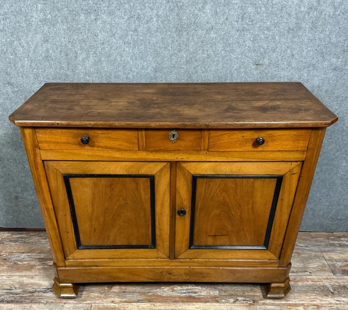 Louis Philippe Period Sideboard In Walnut -photo-1