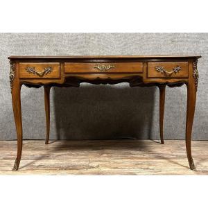 André Mailfert : Bureau Double Face Style Louis XV En Noyer Estampillé 