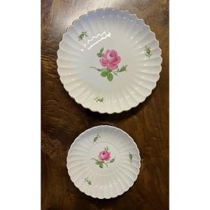 Meissen : Série De 2 Plats En Porcelaine Modèle Aux Roses 