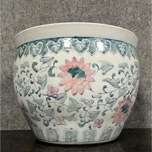China Late 19th Century: Porcelain Cache Pot Or Aquarium With White, Blue, Pink Lotuses 