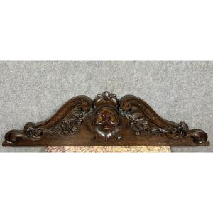 Antique And Large Pediment Above Door In Carved Wood Renaissance Style