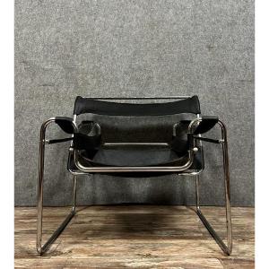 Fauteuil En Cuir Noir, D’après Le Modèle Wassily De Marcel Breuer