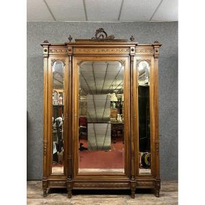 Très Importante Armoire Bibliothèque Louis XVI à Ressaut En Noyer 