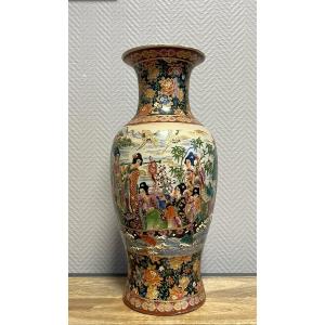 Asie XXeme: Grand Vase En Porcelaine De Satzuma 