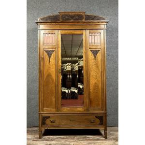 Art Nouveau Mirrored Cabinet In Solid Oak 