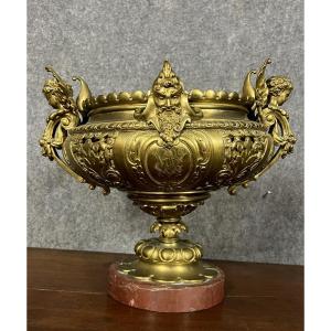 Important Rocaille Centerpiece Cup In Gilded Bronze 