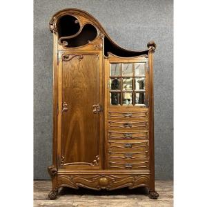 After Louis Majorelle: Nancy School Wardrobe In Walnut And Ash, Art Nouveau Period, Circa 1900