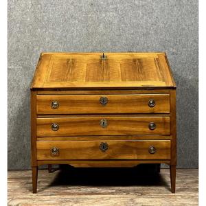 Louis XVI Period Scriban Chest Of Drawers, Blond Walnut, Circa 1780