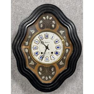 Bull's Eye / Napoleon III Period Clock In Mother-of-pearl Marquetry 