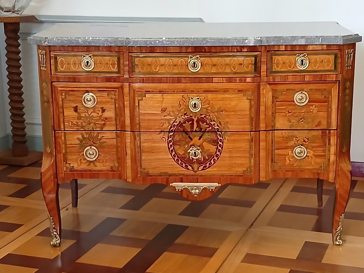 Louis XV-louis XVI Transition Period Chest Of Drawers Attributed To Louis Aubry -photo-3