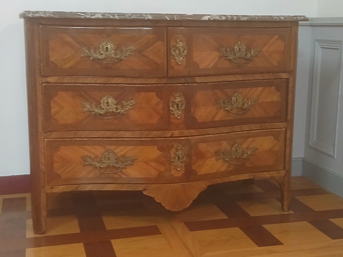 Commode d'époque Louis XV,  18ème,  Trace d'Estampille "la"