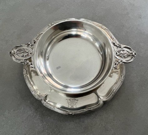 Covered Bowl On Display In Sterling Silver With Coat Of Arms Louis XVI Style-photo-4