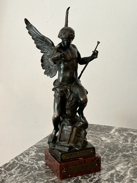  Sculpture En Bronze de  Emile Louis  Picault 1833-1915  -photo-4