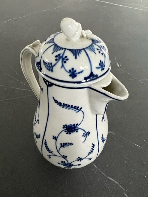 Small Porcelain Jug From Tournai Decor Immortelle From Saxony-photo-2