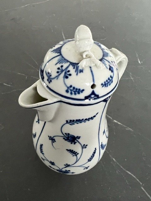 Small Porcelain Jug From Tournai Decor Immortelle From Saxony-photo-3