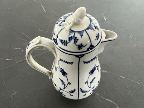 Small Porcelain Jug From Tournai Decor Immortelle From Saxony-photo-3