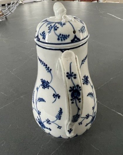 Small Porcelain Jug From Tournai Decor Immortelle From Saxony-photo-4