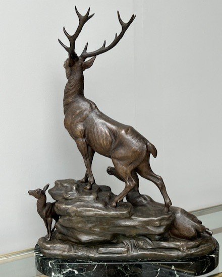 Grande Sculpture De Louis Carvin 1875-1951 Cerf Biche & Paon-photo-3