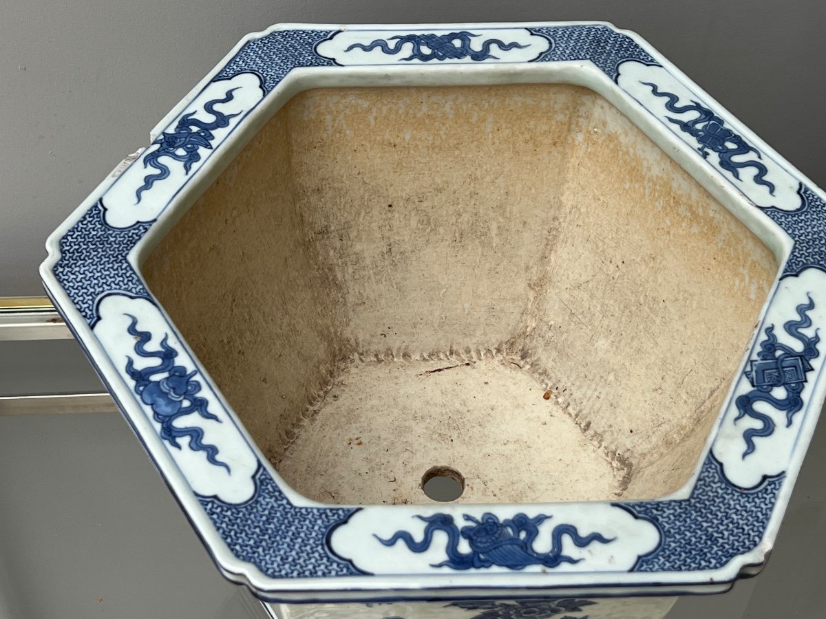 Paire De Jardinières 19e Siècle En Porcelaine De Chine Bleu Et Blanc-photo-4